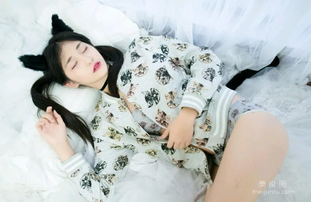 Nantao Momoko: Web Idols photo 12