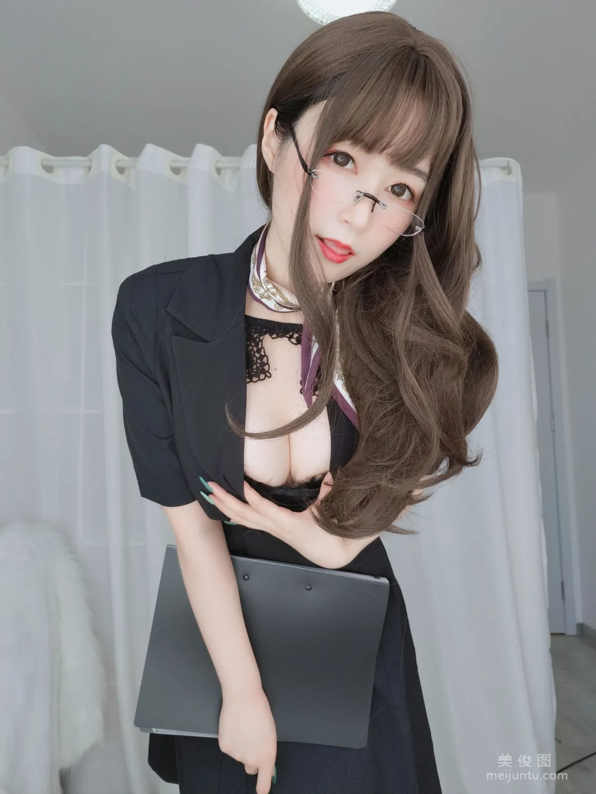Baiyin 81: Web Idols photo 4