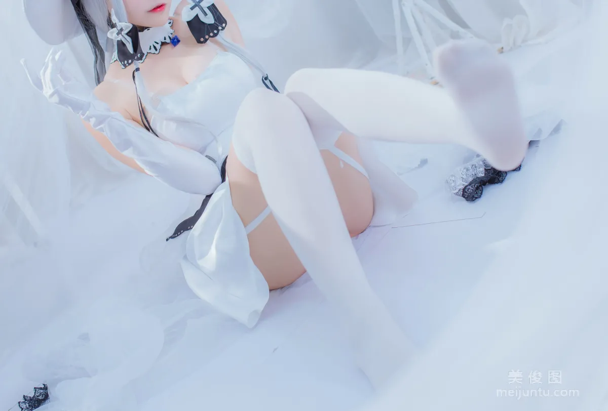 Erzuo Nisa: Web Idols photo 5