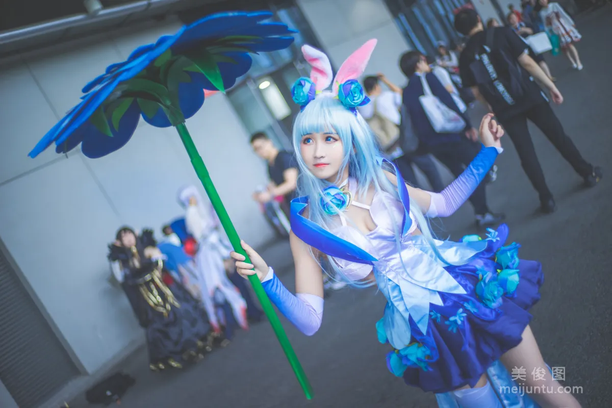 Sandu 69: Web Idols photo 1