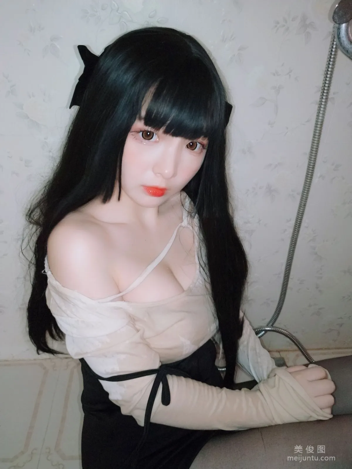 [Cosplay] 2D Beauty Guchuan kagura - Bathroom Wet Body Black Stockings photo 5