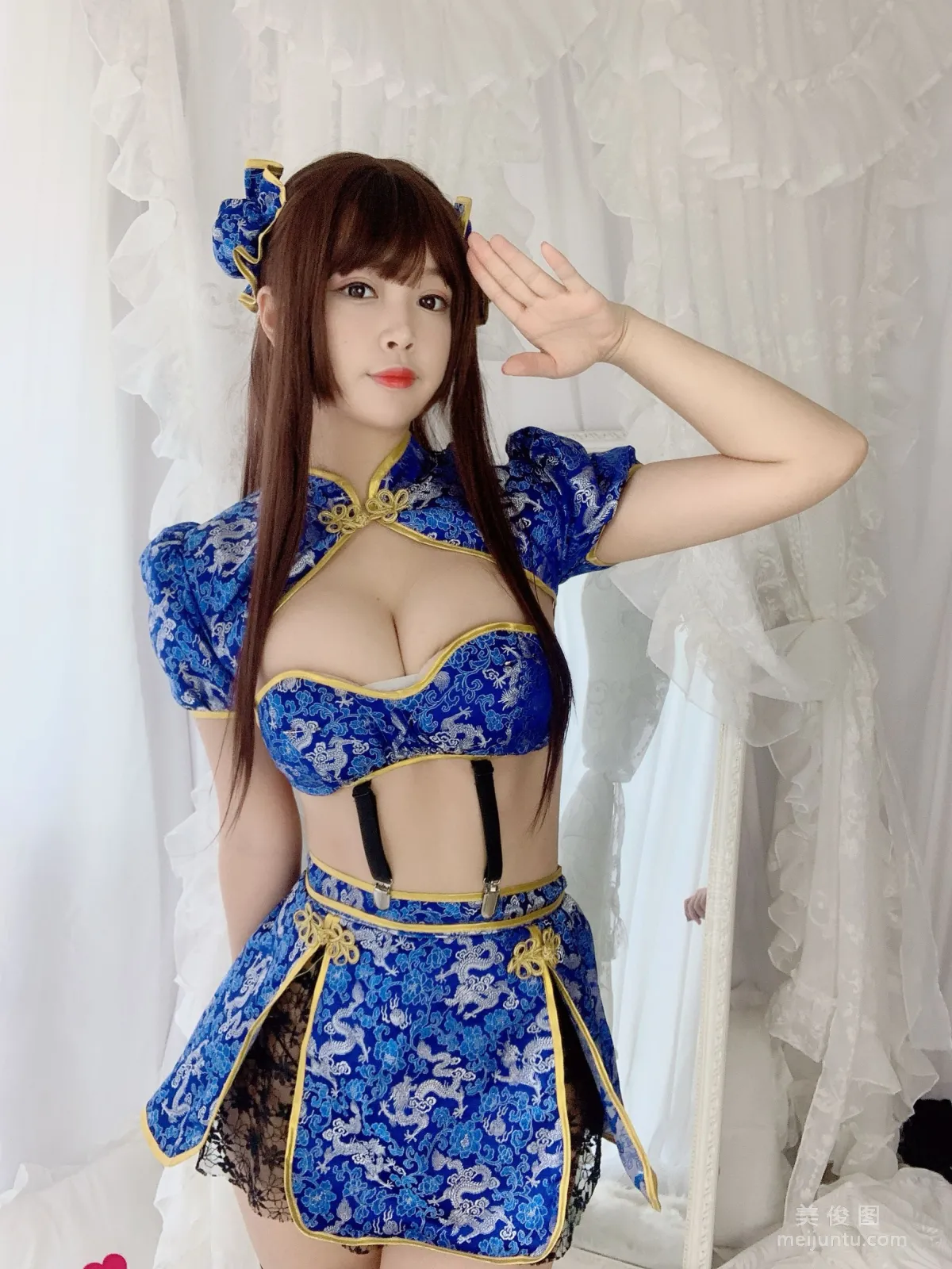 Bai Ye: Web Idols photo 13