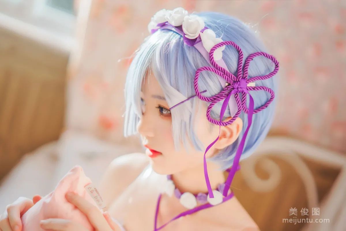 Ying Taomiao: Web Idols photo 21