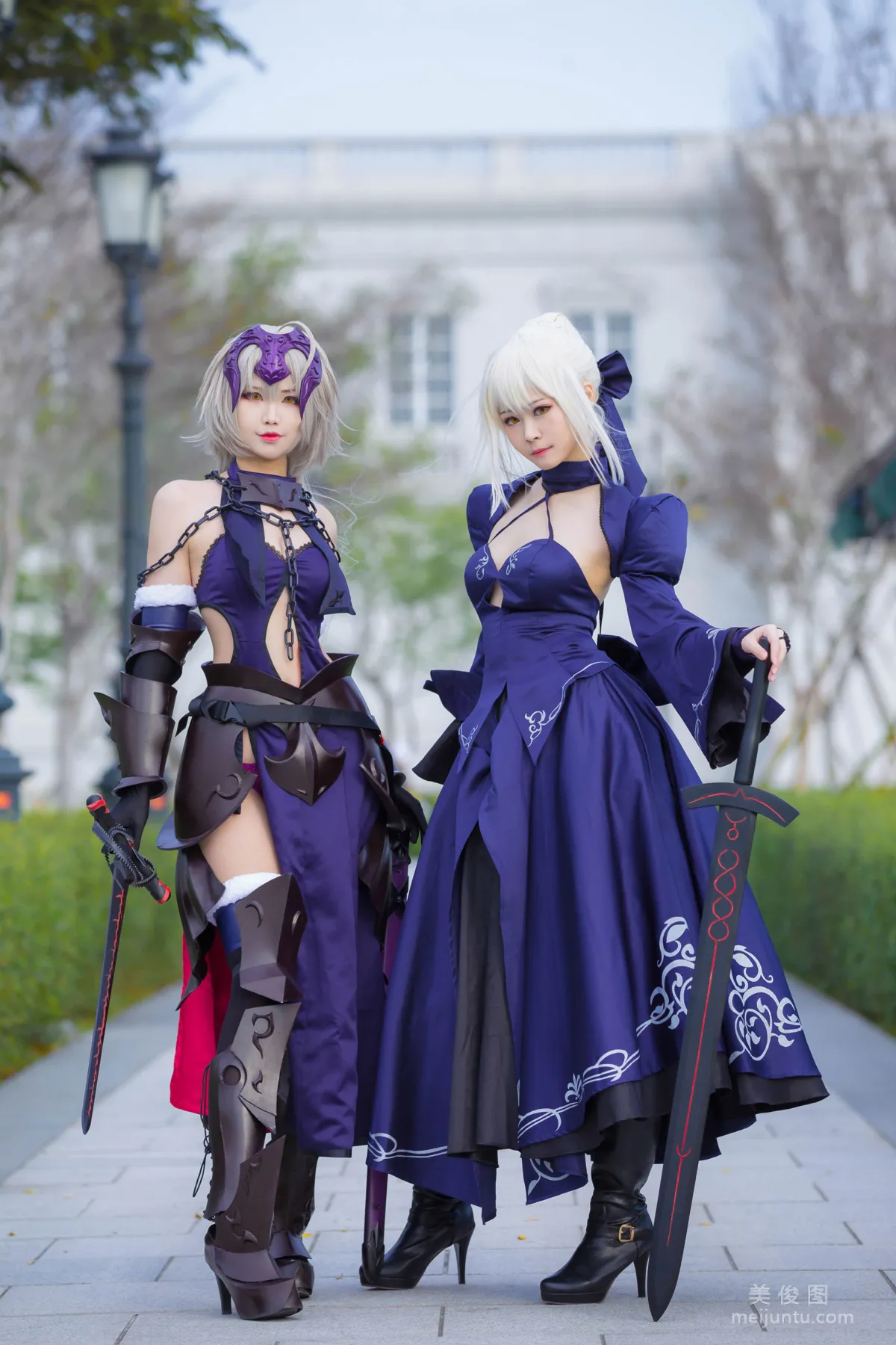 [Cosplay Photos] Coser Xuan-KaYa, Black Jeanne Black Ahoge photo 7