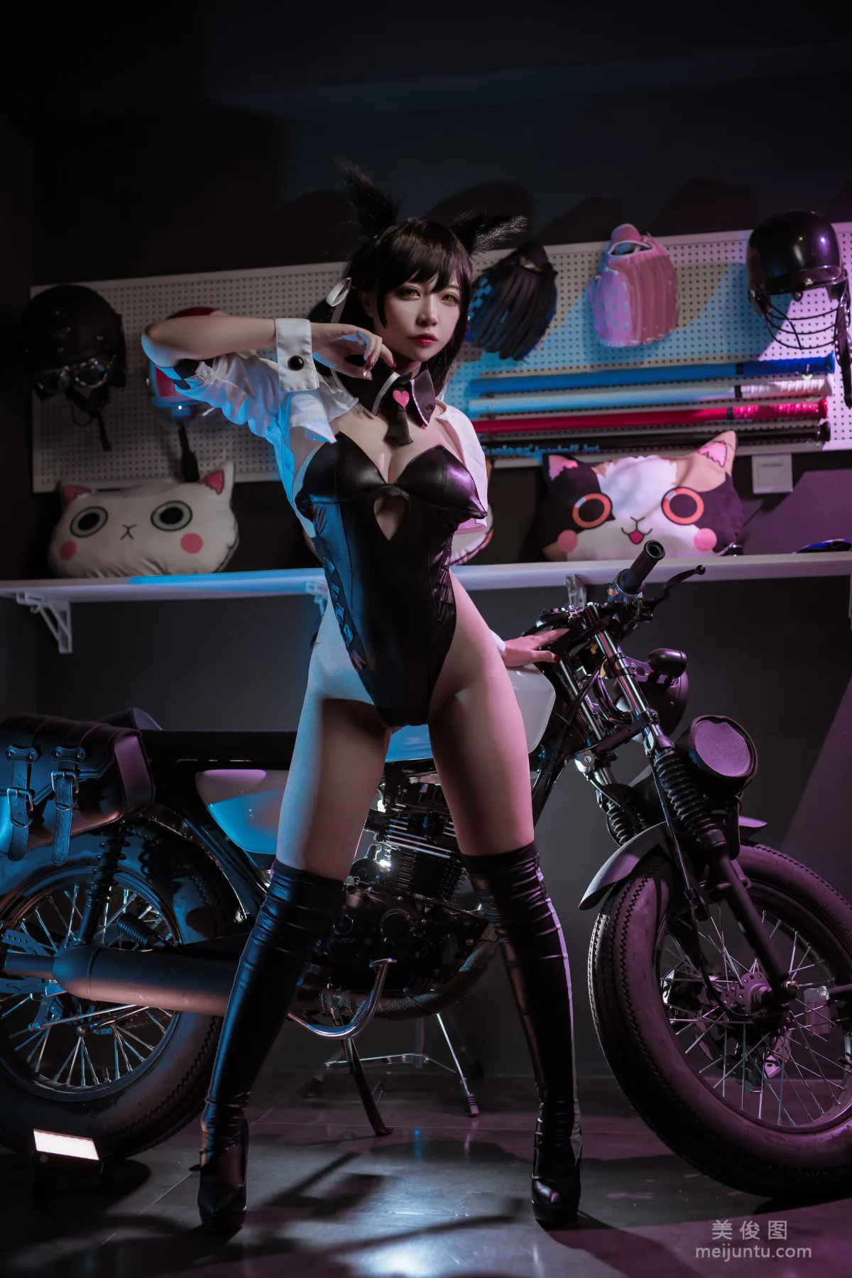 Erzuo Nisa: Web Idols photo 13