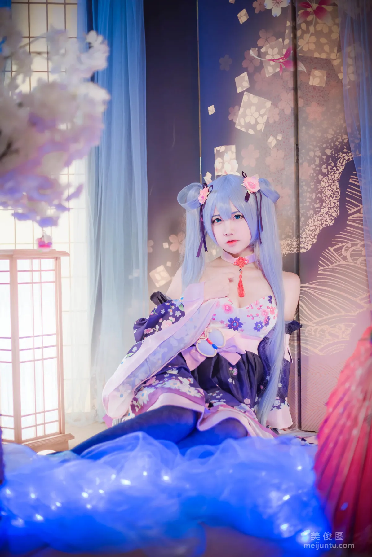 [Cosplay Photo Set] Erzuo Nisa - Twin Tails photo 6