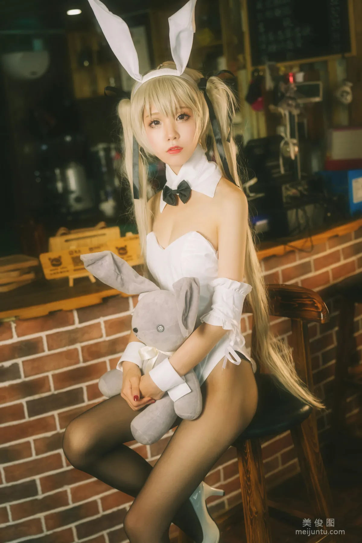 Shui Miao: Web Idols photo 5