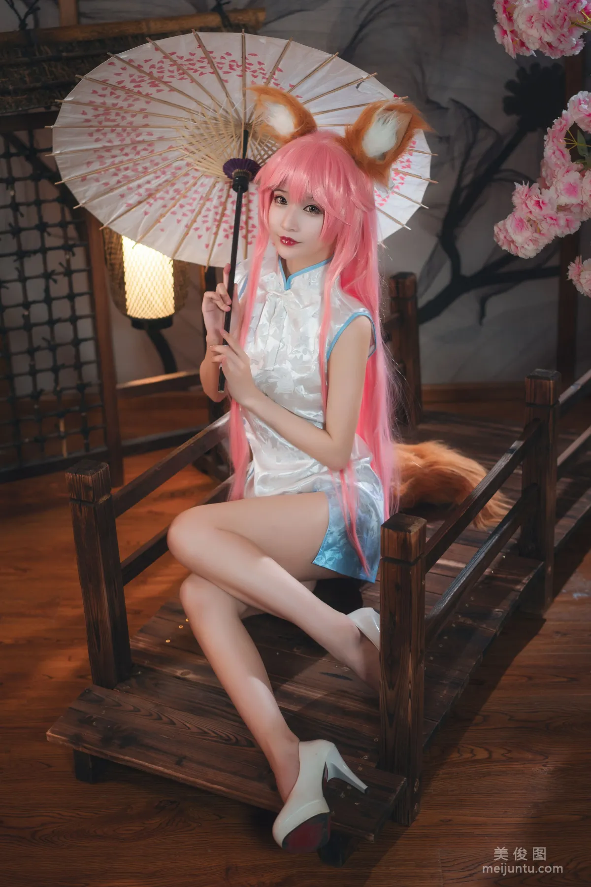 [Cosplay] Anime Blogger w Baihe Ouhuang Zi w - Xiaoyu Qipao Photo Set photo 15