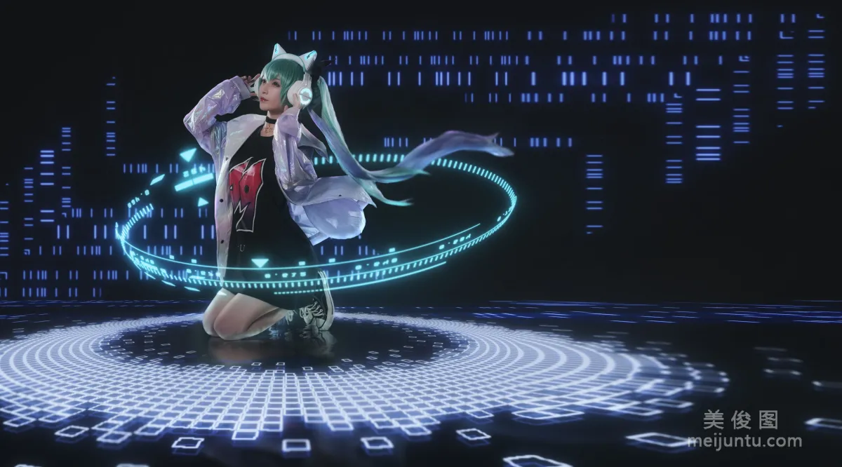 [Cosplay] Anime Blogger Tieban Shaogui Wu w - Youwu Headphones miku Photo Set photo 17