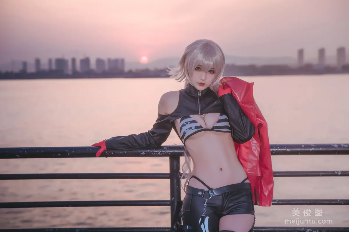 [Cosplay] 铁板烧鬼舞w - 中山码头黑贞黑呆双人2