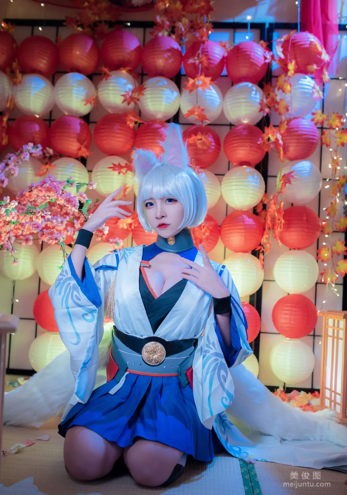 Erzuo Nisa: Web Idols photo 8