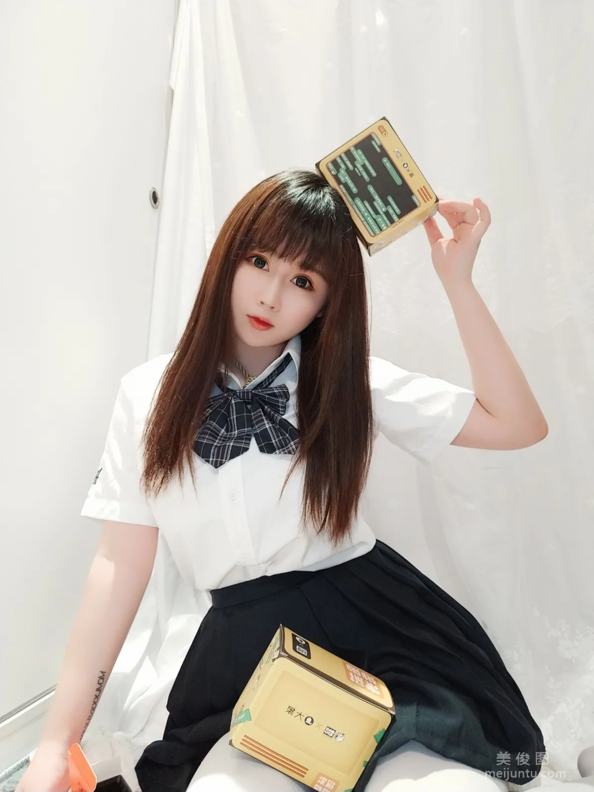 Shiyi Jiangya: Web Idols photo 18