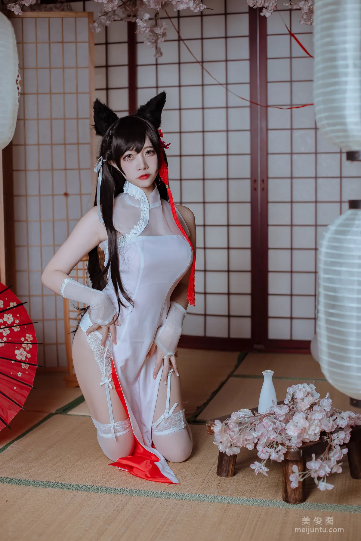 Erzuo Nisa: Web Idols photo 1