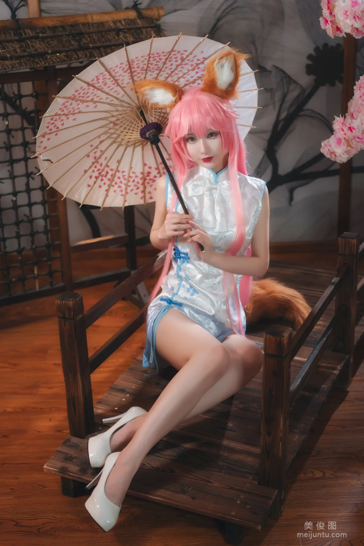 [Cosplay] Anime Blogger w Baihe Ouhuang Zi w - Xiaoyu Qipao Photo Set photo 16