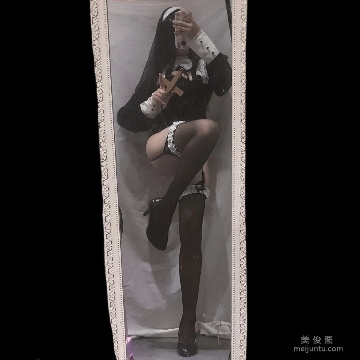 [Cosplay] Cute Girl Mizhi Maoqiu - Nun Photo Set photo 12