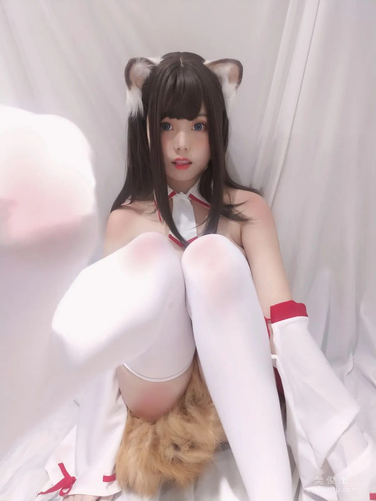 [Cosplay] Mizhi Maoqiu - Shrine Maiden Little Fox Photo Set photo 21