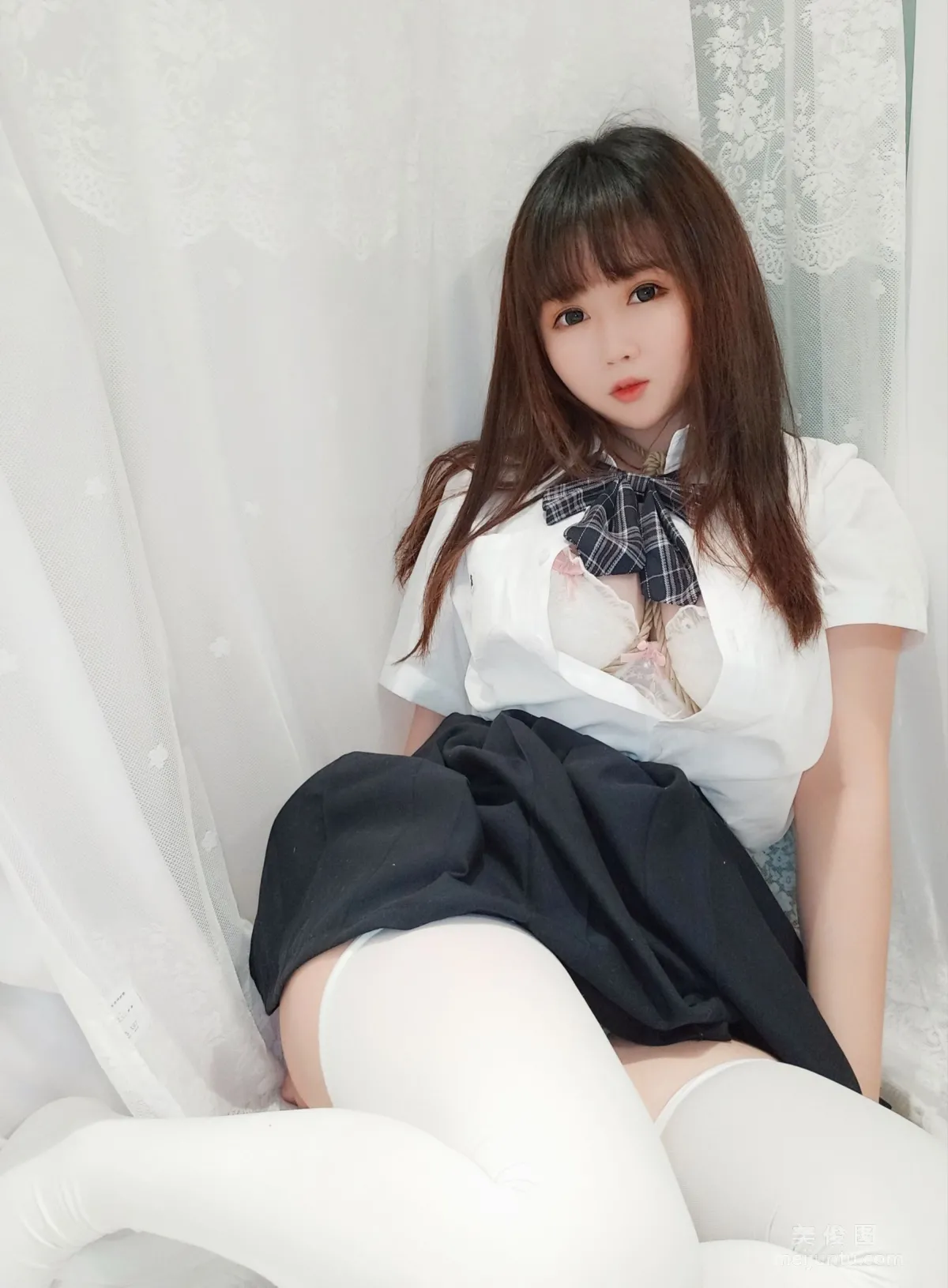 Shiyi Jiangya: Web Idols photo 18