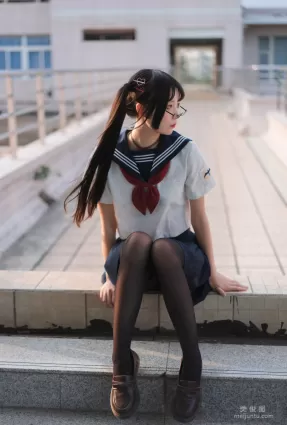[Cosplay] 五更百鬼 - 要一起學習嗎