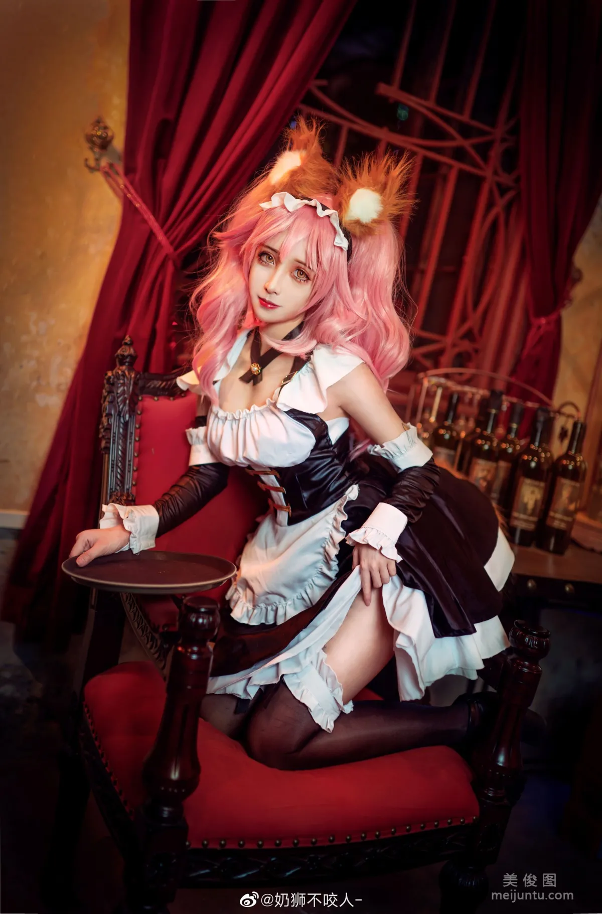 Nai Shi: Web Idols photo 7