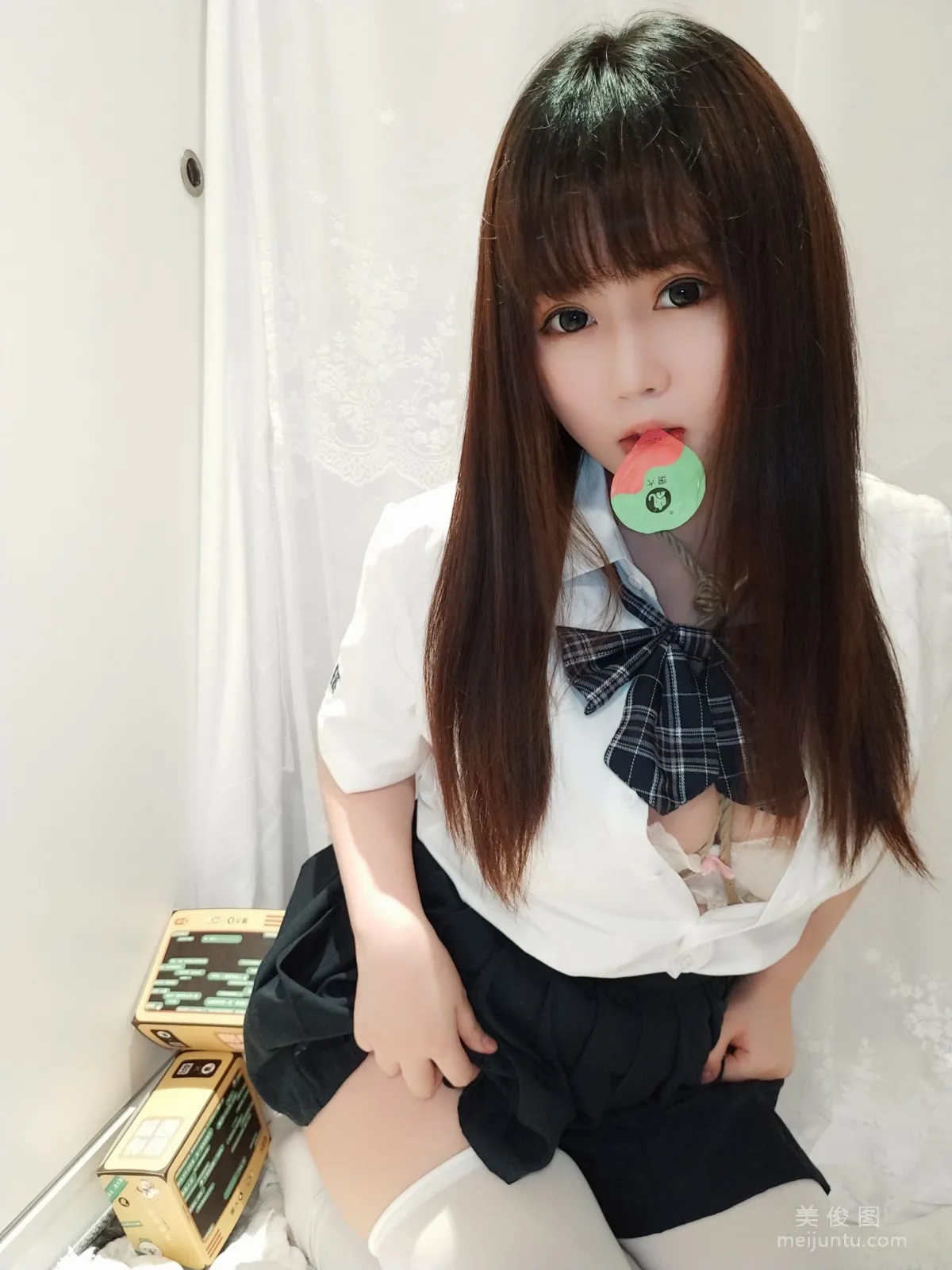Shiyi Jiangya: Web Idols photo 11