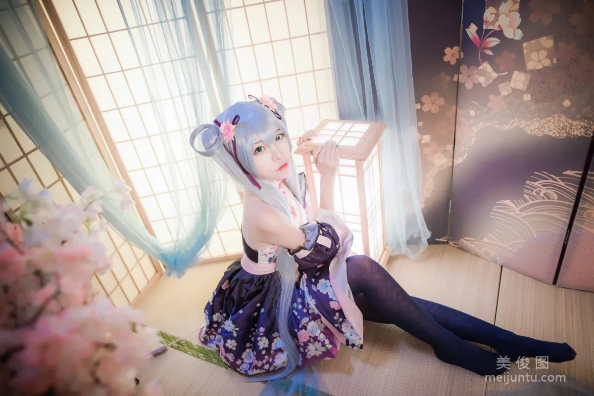 [Cosplay Photo Set] Erzuo Nisa - Twin Tails photo 15