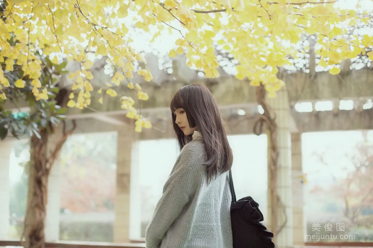 [Cosplay Photo] Guchuan kagura - Under the Ginkgo Tree photo 12
