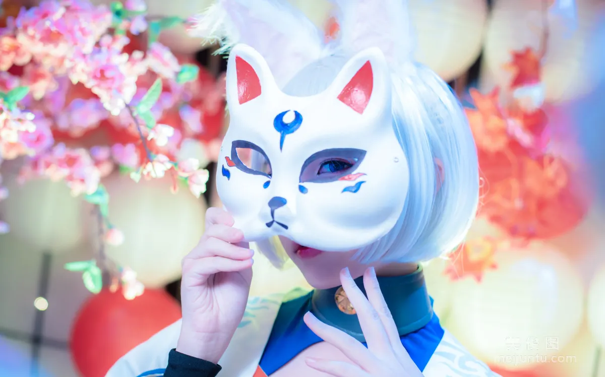 Erzuo Nisa: Web Idols photo 23