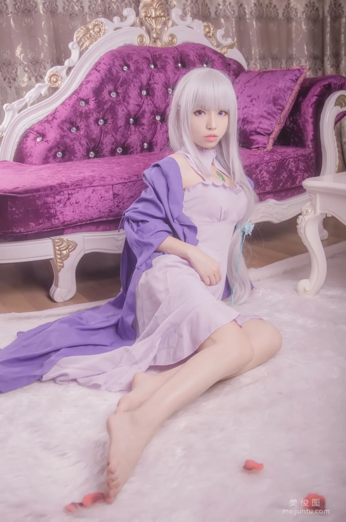 [Cosplay] Baiyi Zijiao Zhu - Re:Zero - Starting Life in Another World Emilia photo 4