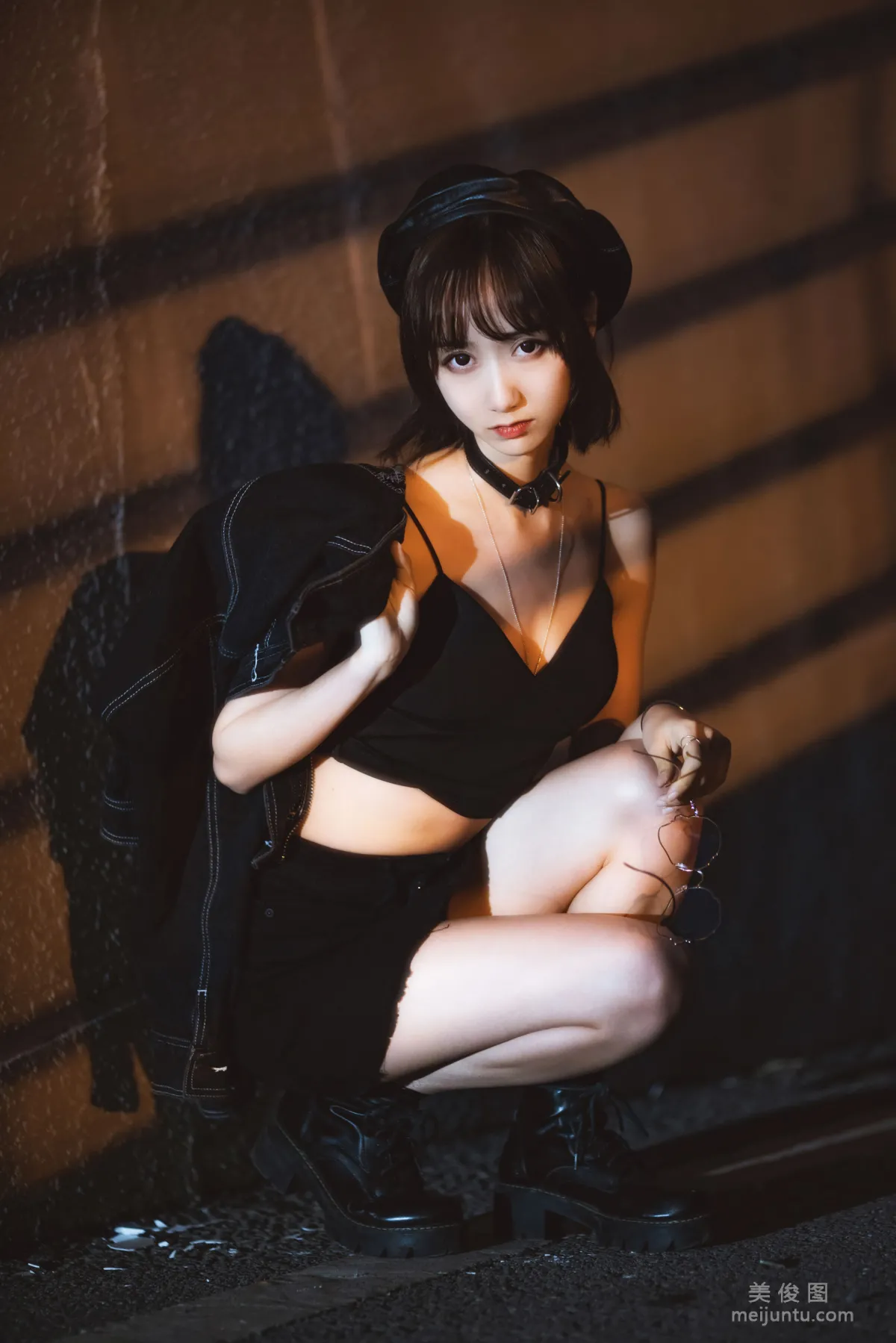[Cosplay] Mu Mianmian OwO - Outdoor Short Skirt Photo Set photo 35