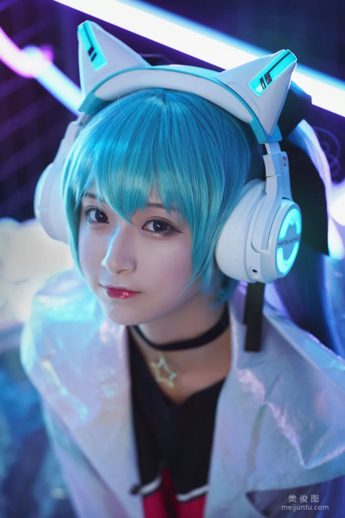 [Cosplay] Anime Blogger Tieban Shaogui Wu w - Youwu Headphones miku Photo Set photo 13