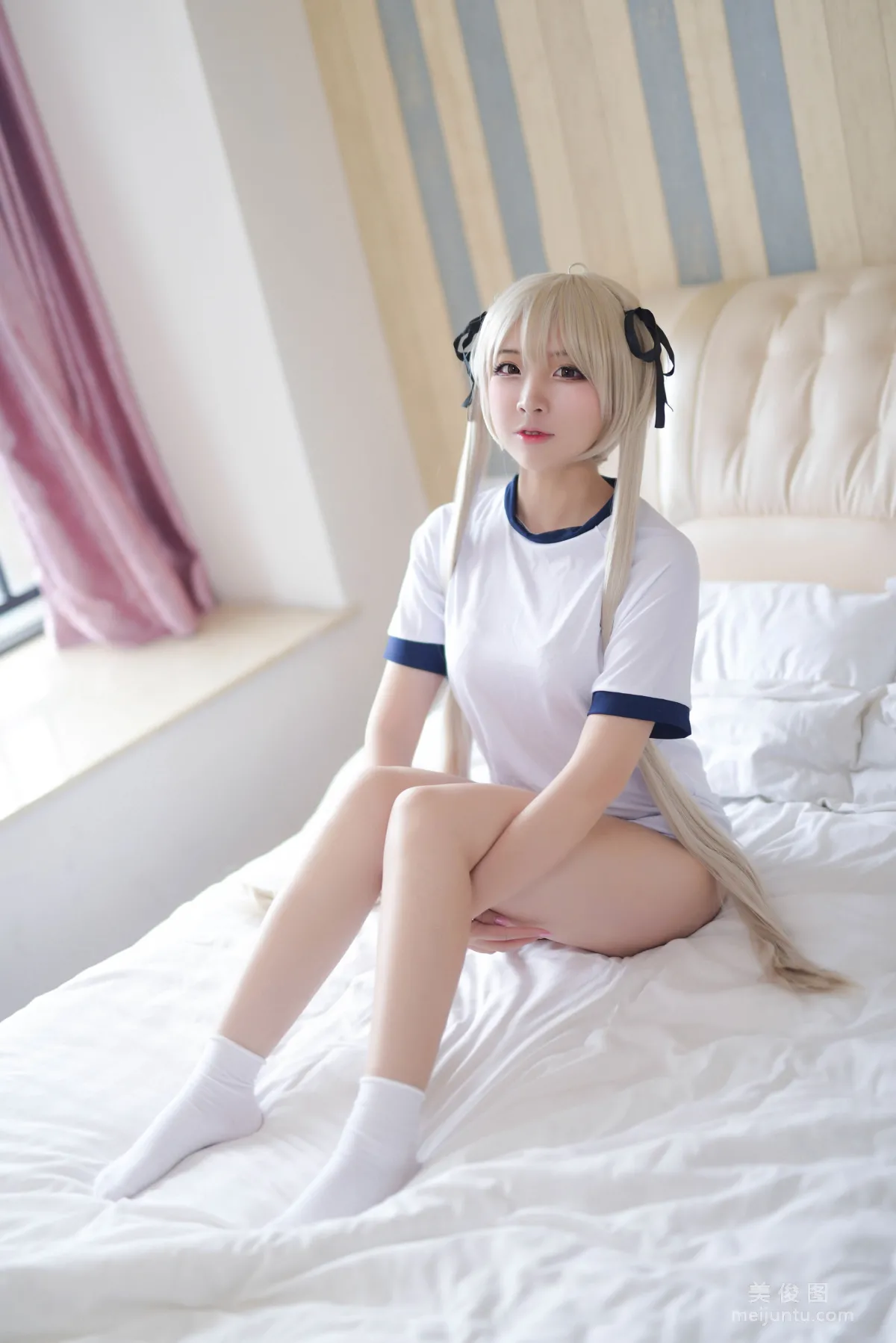 Erzuo Nisa: Web Idols photo 1