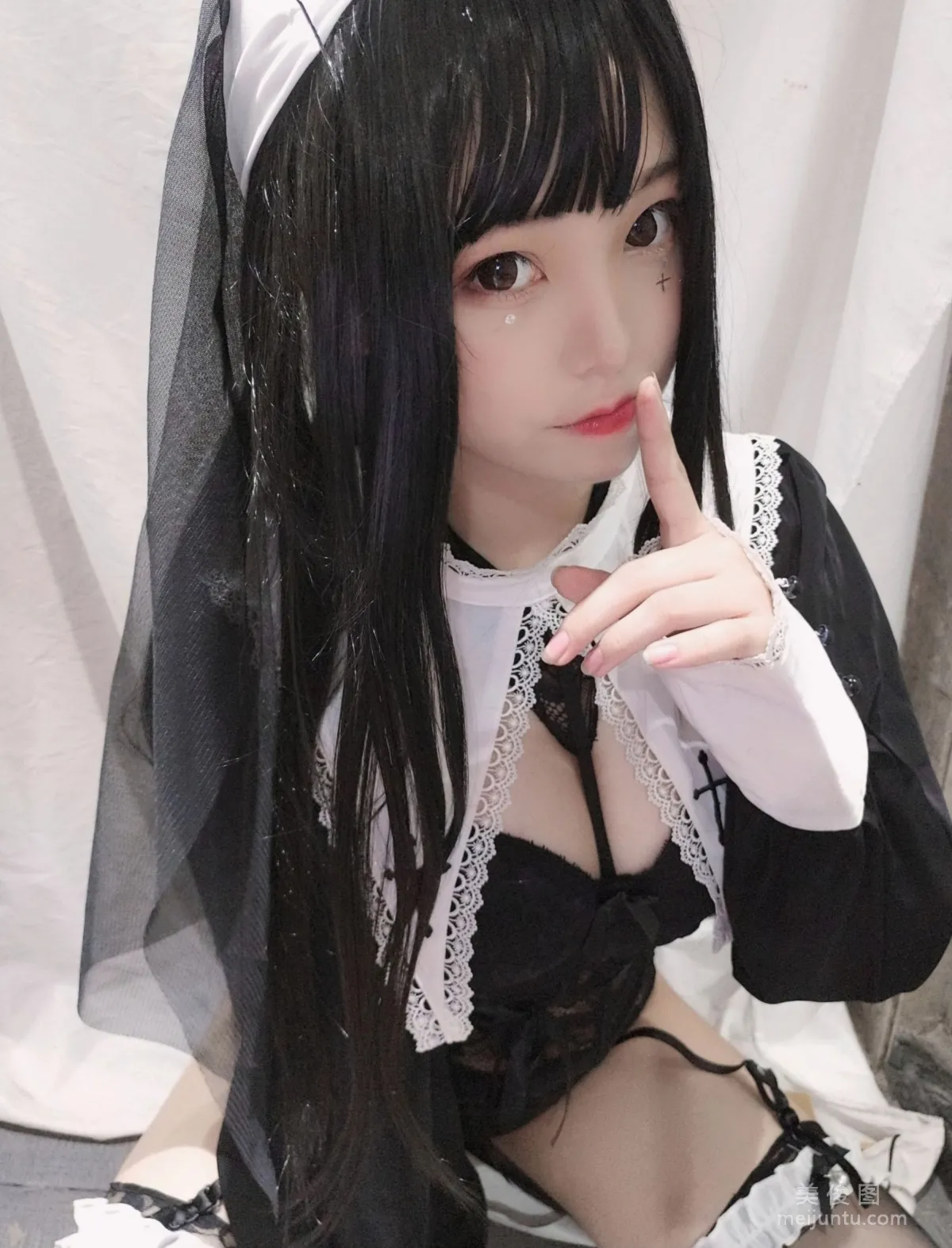 [Cosplay] Cute Girl Mizhi Maoqiu - Nun Photo Set photo 16