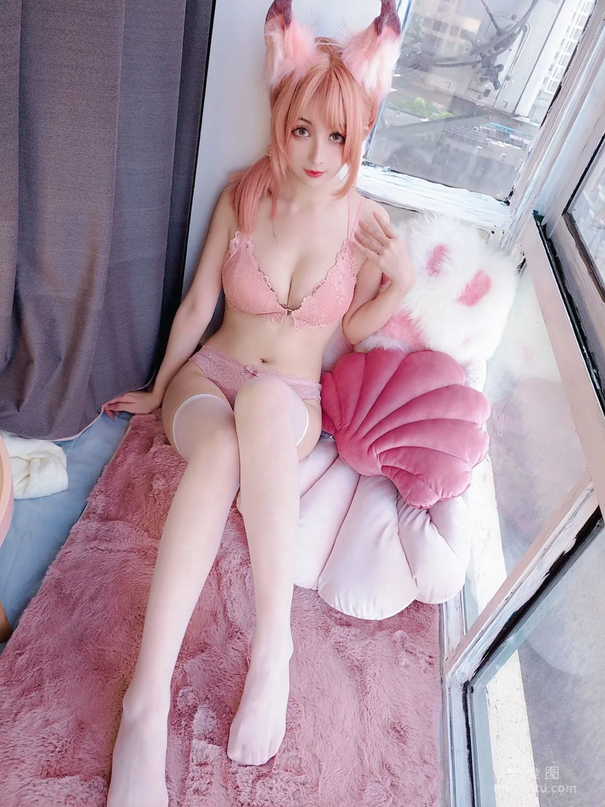 [Cosplay] COS Fan Service rioko Liang Liangzi - Housewife Fox at Home Photo Set photo 6