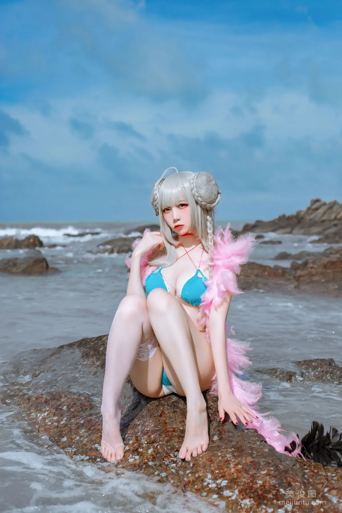 Erzuo Nisa: Web Idols photo 10