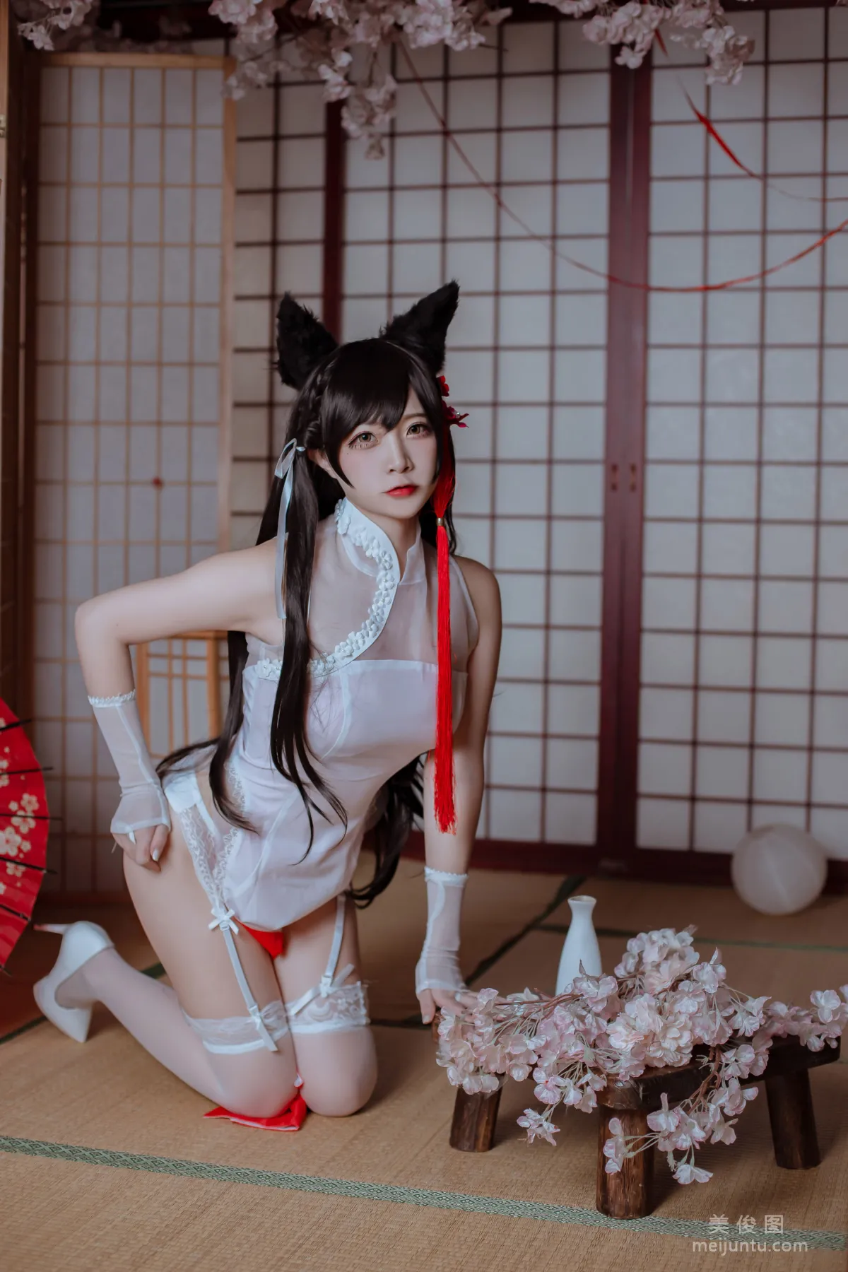Erzuo Nisa: Web Idols photo 2