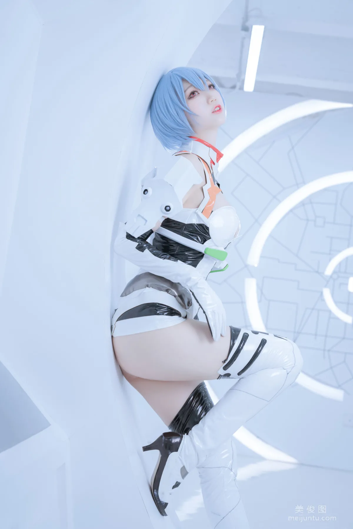 [Cosplay] Zhouji Shike Aitu Tu - Ayanami Rei White Battle photo 12