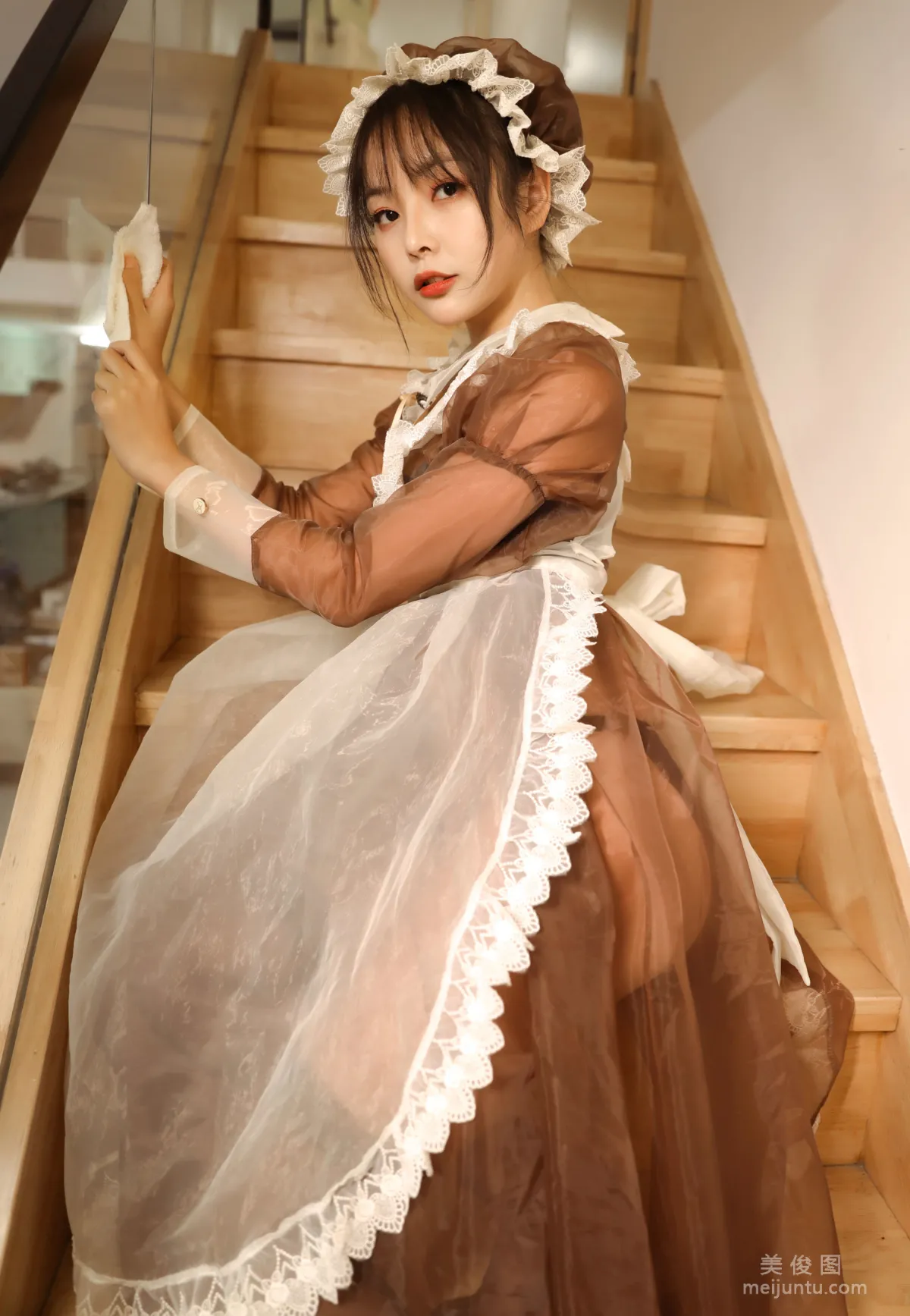 [Cosplay] Suyan Yana Yi - Cute Maid Outfit photo 2