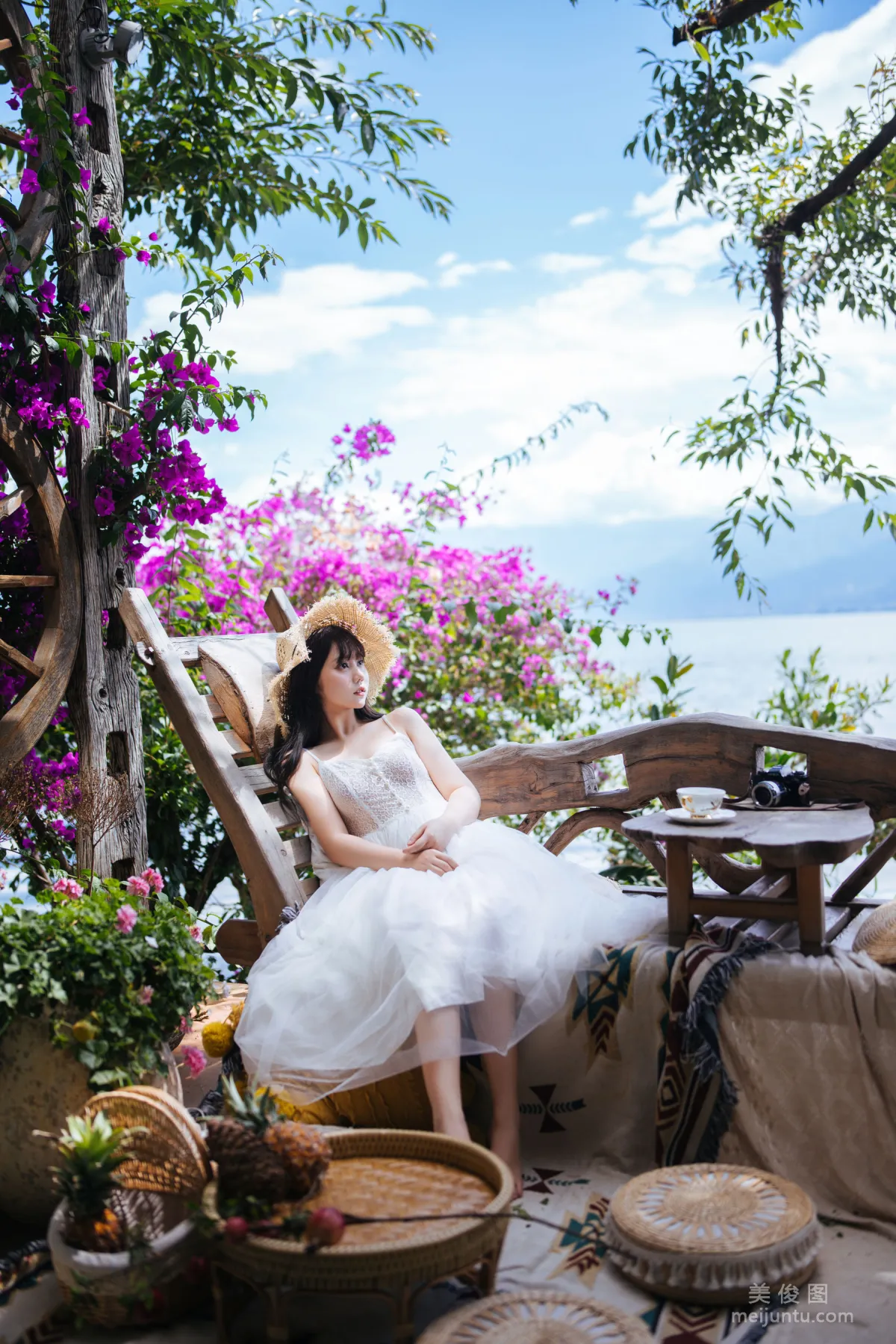 [喵糖映画] VOL.305 静夏白裙 写真集2