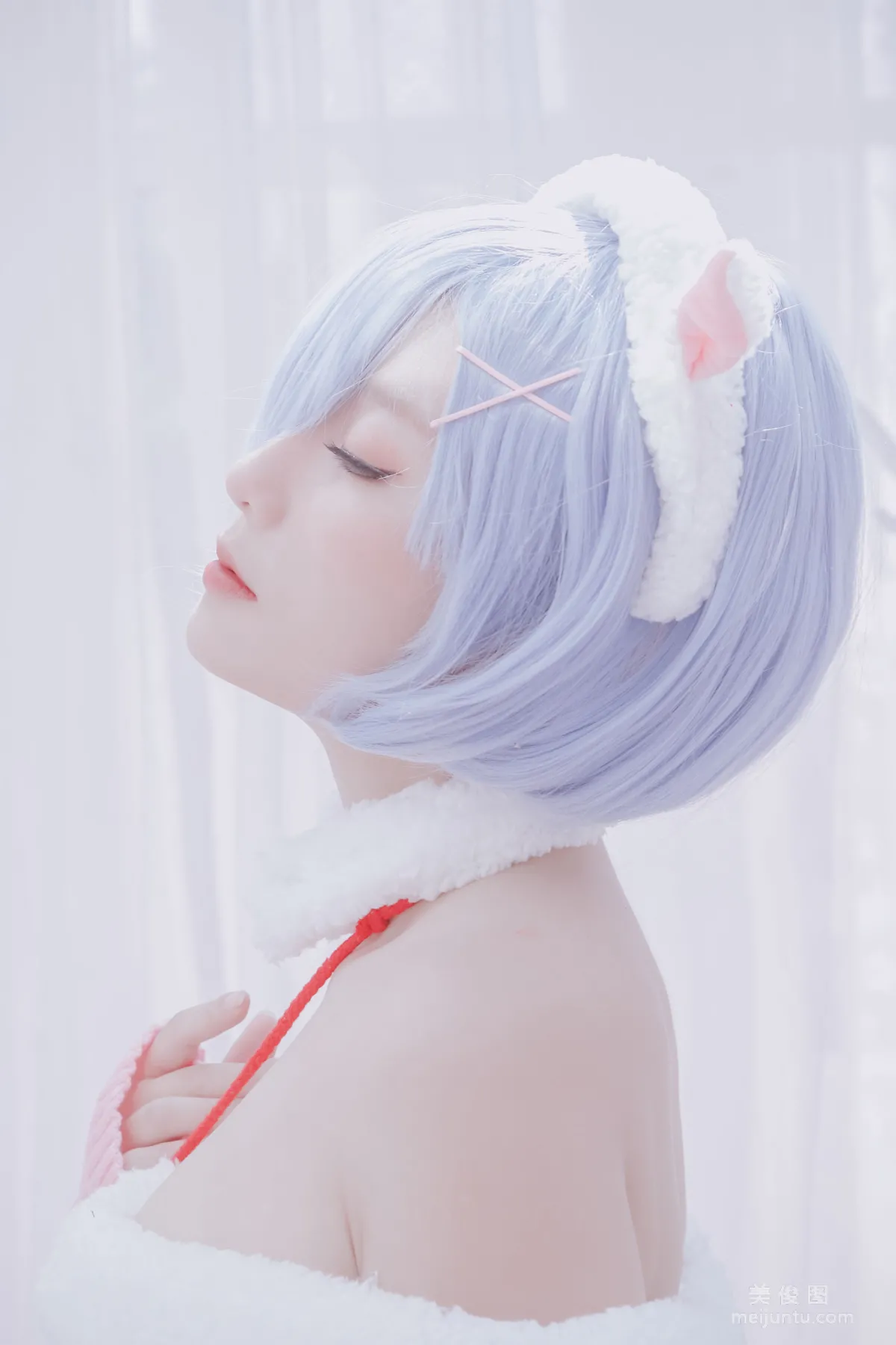 Messie Huang, Rem the sheep, Photo Set photo 11