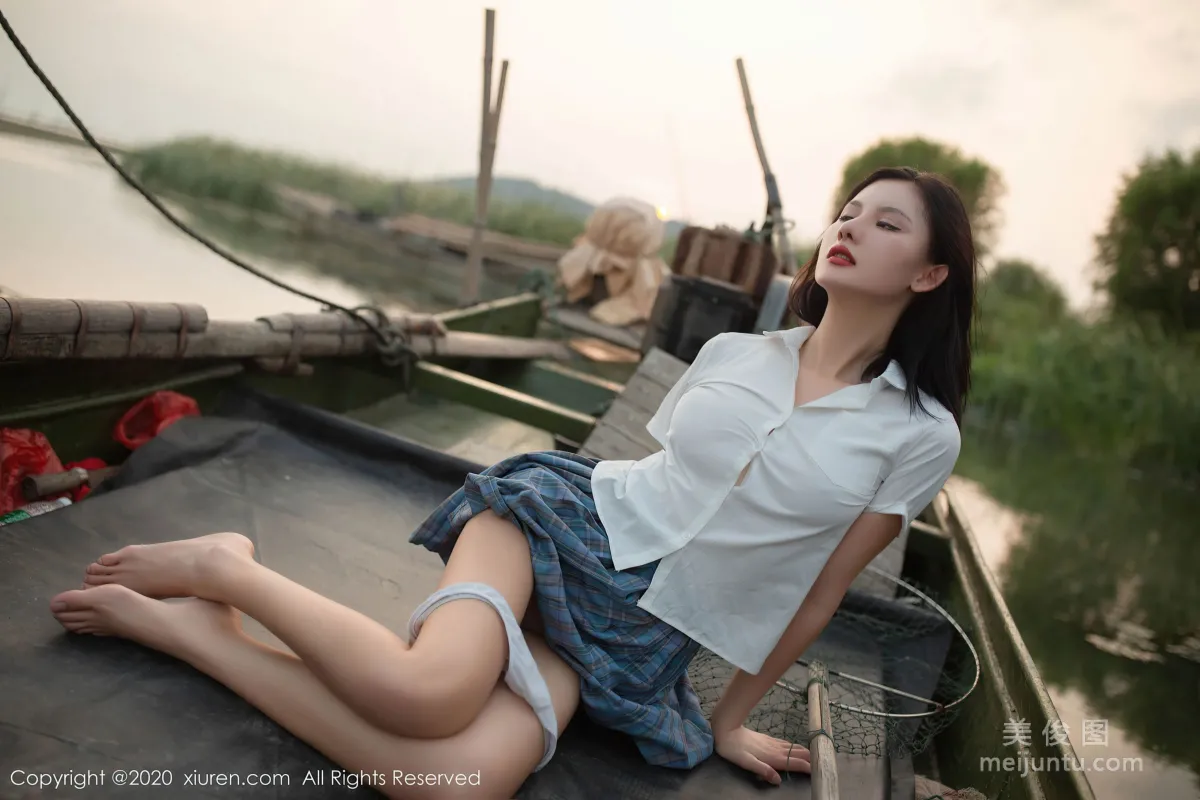 [XiuRen] No.2558 Sexy Model @Jiushi Azhu A Fishing Village Theme Photo Shoot photo 43