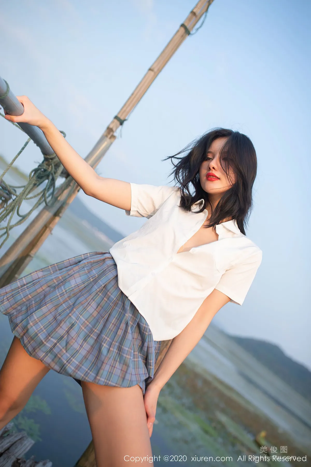 [XiuRen] No.2558 Sexy Model @Jiushi Azhu A Fishing Village Theme Photo Shoot photo 13
