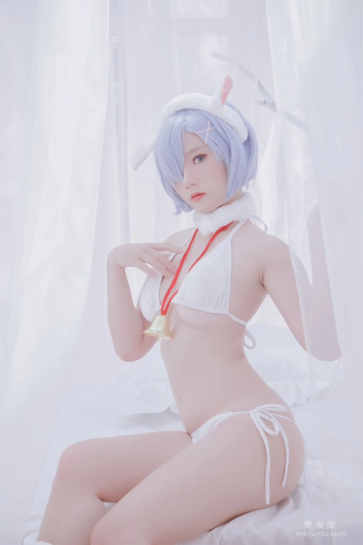 Messie Huang, Rem the sheep, Photo Set photo 37