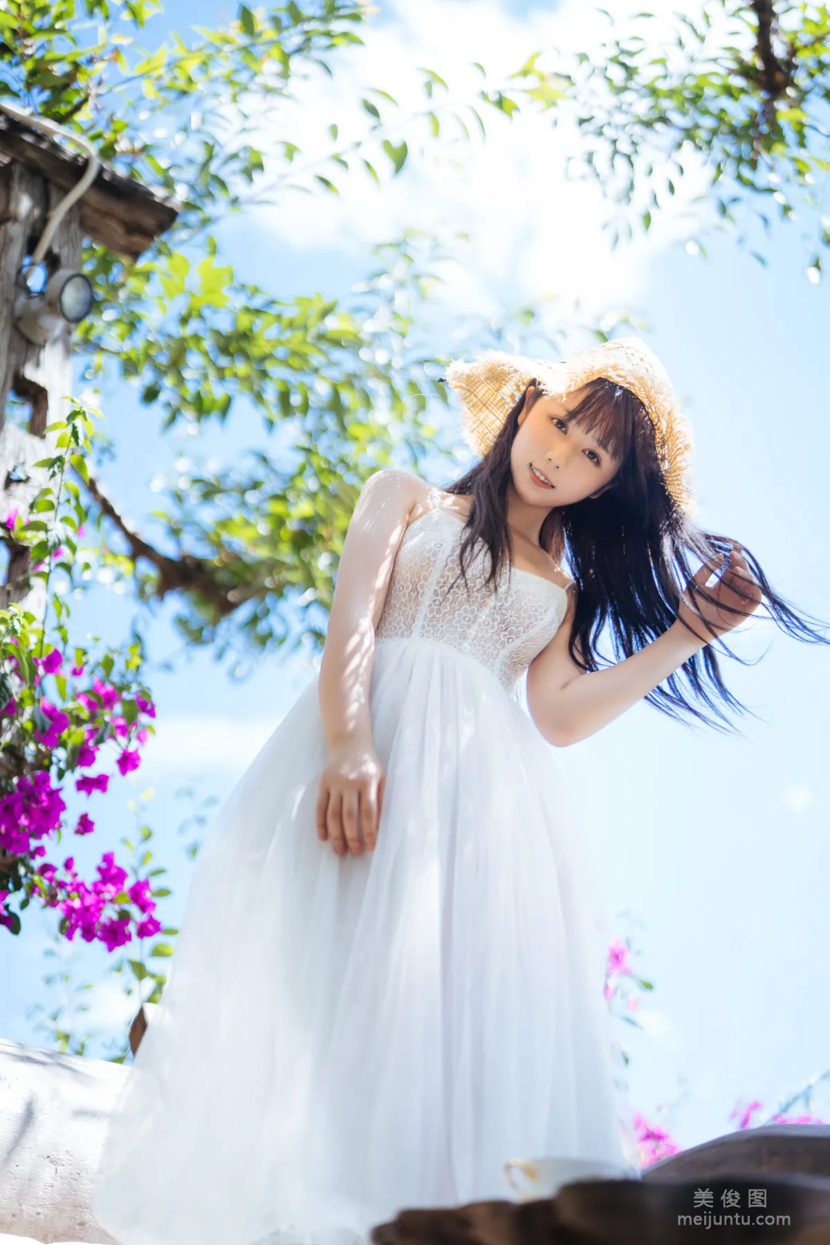 [喵糖映画] VOL.305 静夏白裙 写真集15