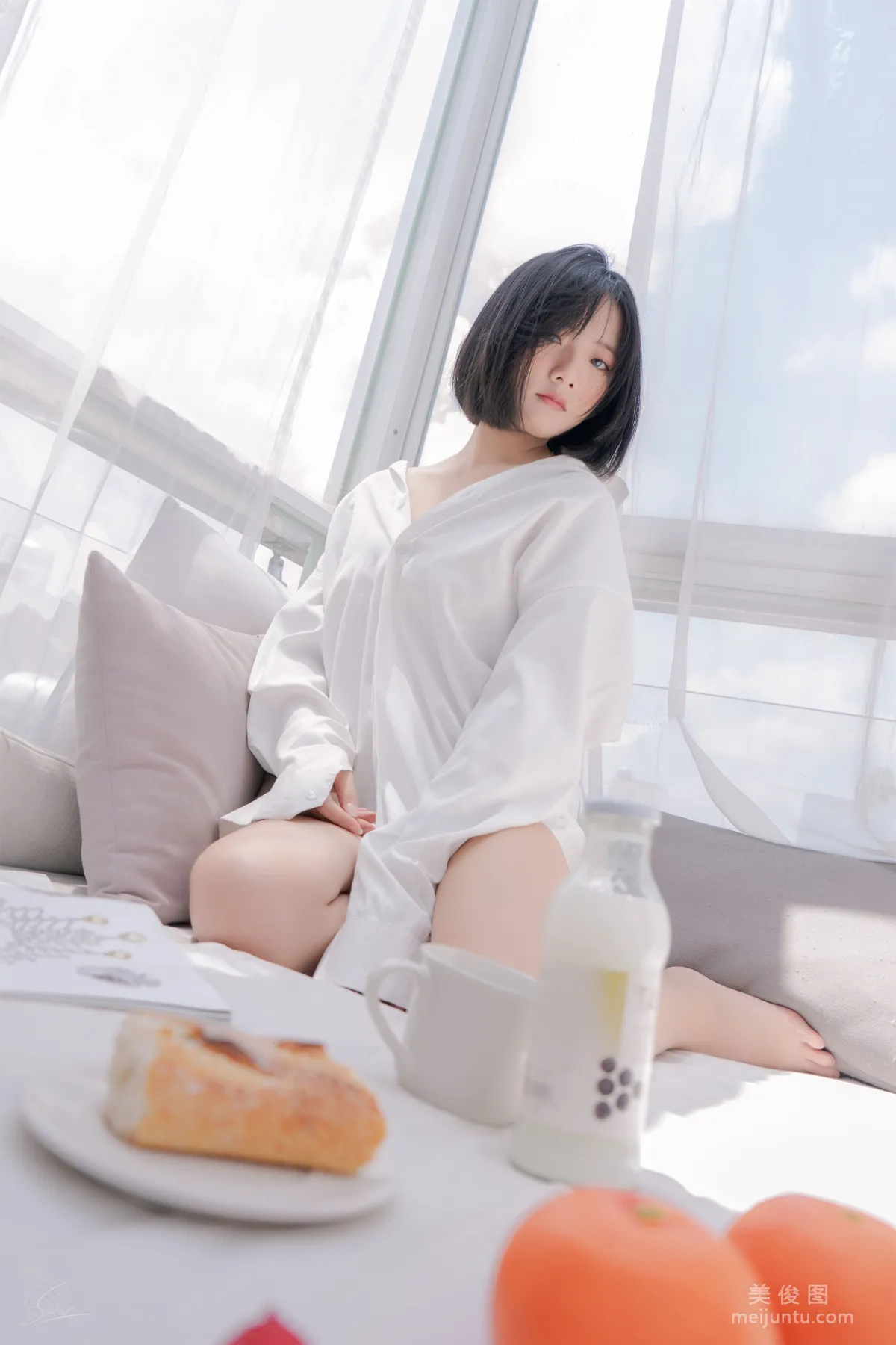 Messie Huang 《Boyfriend's shirt 》 寫真集 4