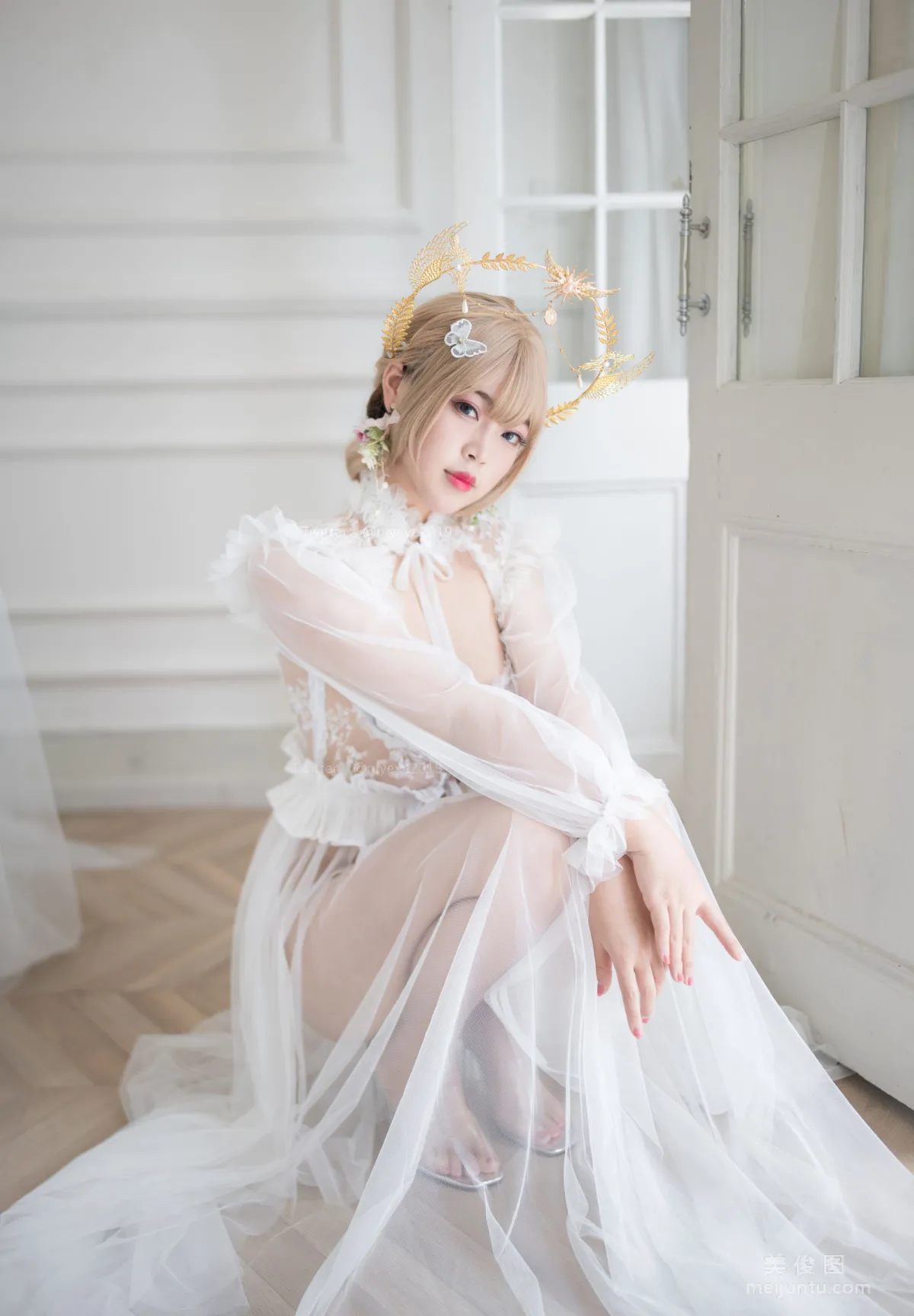 Bai Ye: Web Idols photo 4