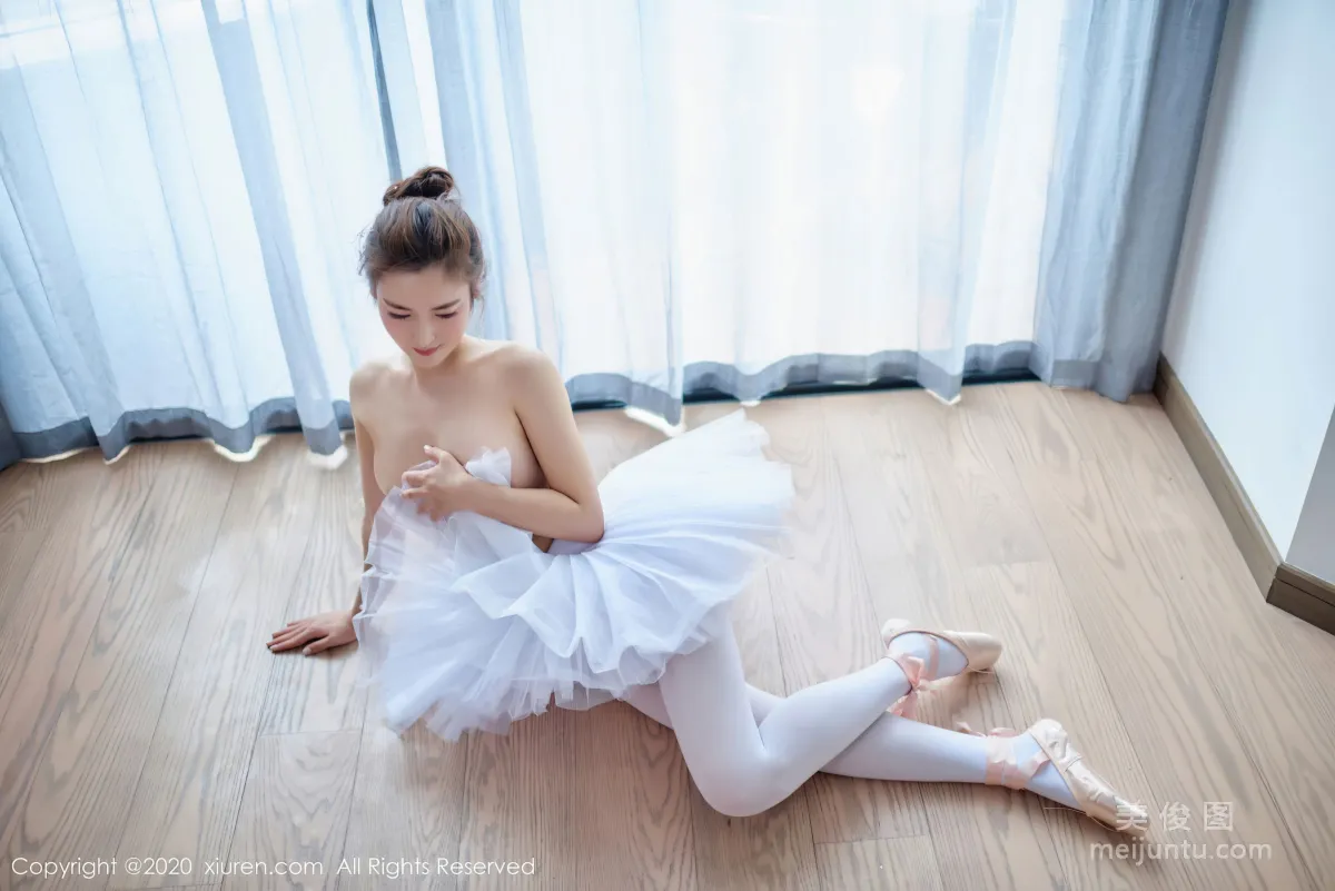 [XiuRen] No.2560 Bailu Xiaozhu - Inside the Ballet Practice Room photo 16
