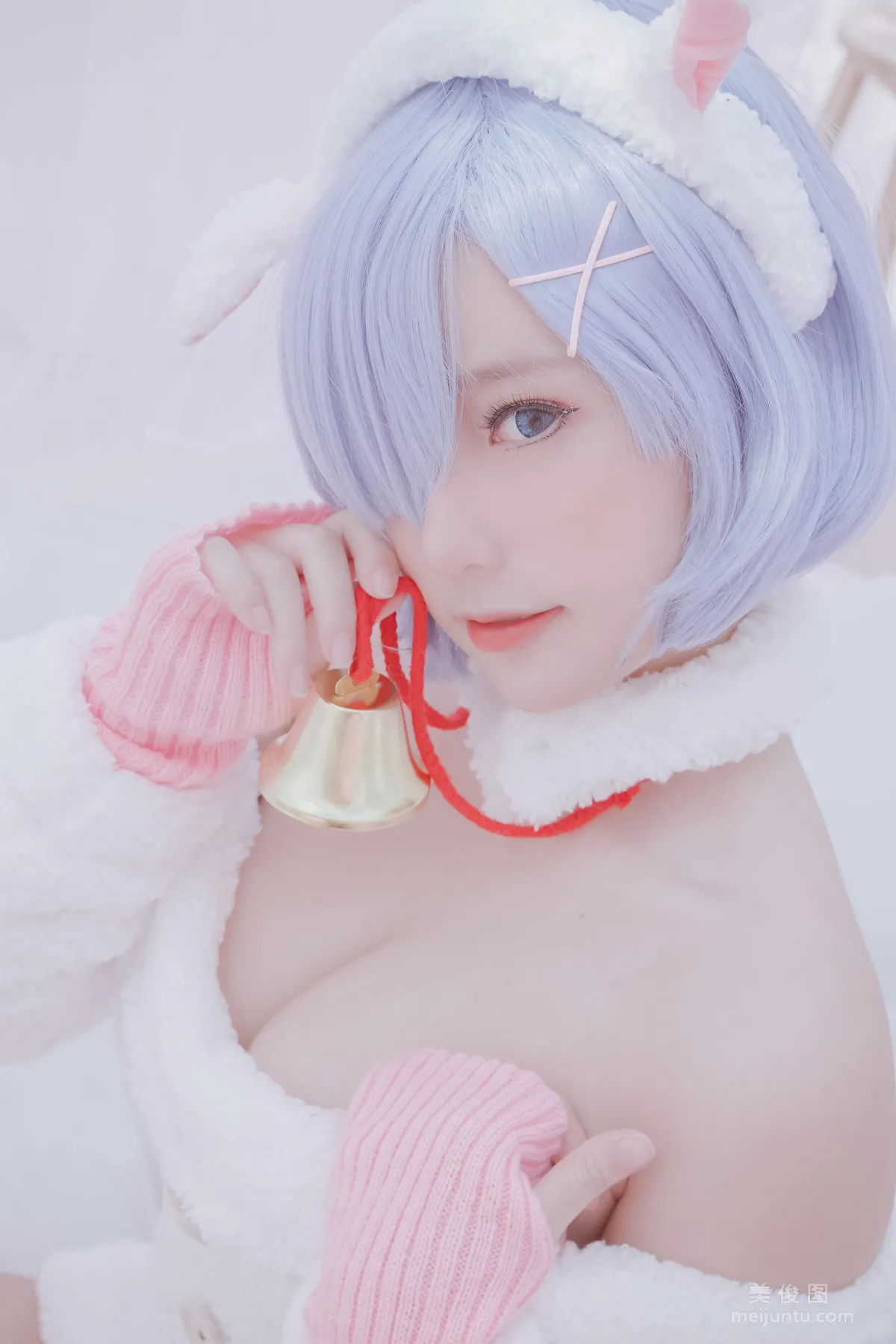 Messie Huang, Rem the sheep, Photo Set photo 16
