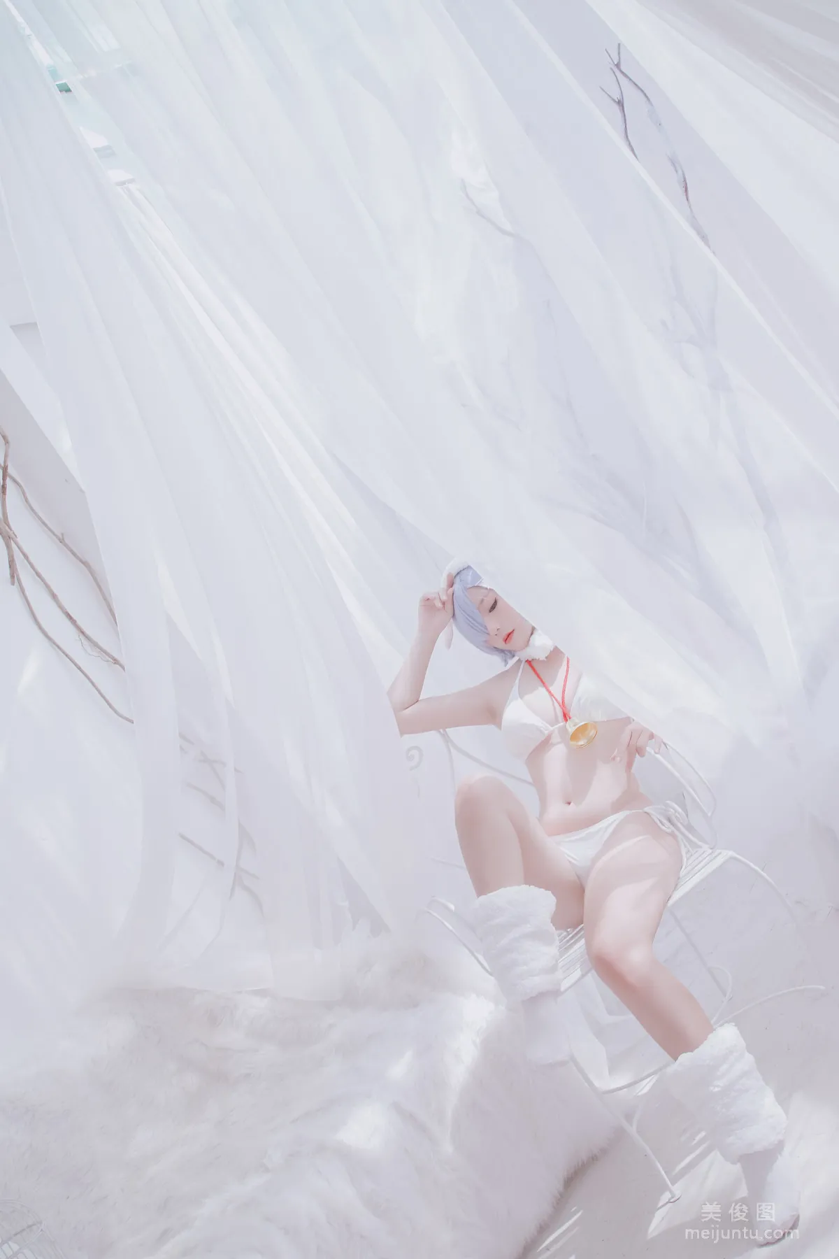 Messie Huang, Rem the sheep, Photo Set photo 26