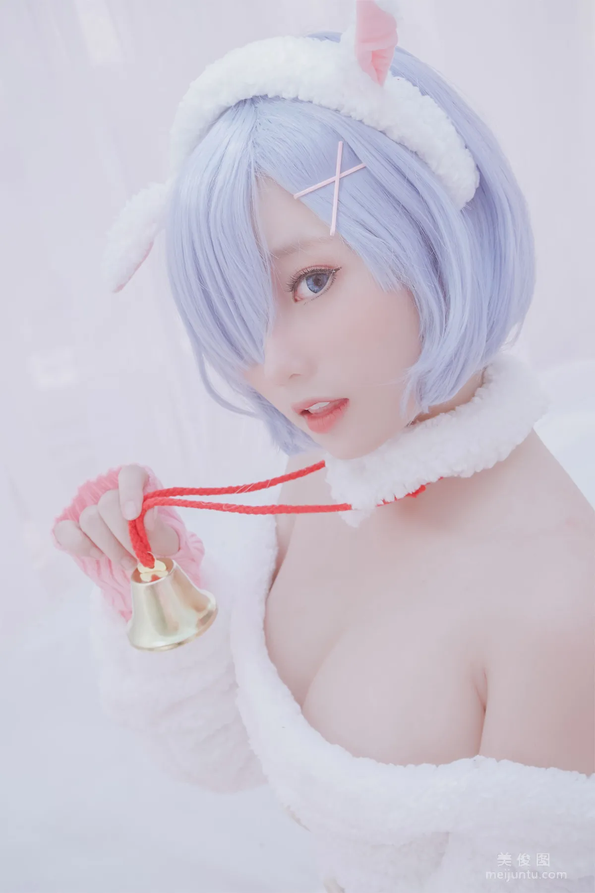 Messie Huang, Rem the sheep, Photo Set photo 15