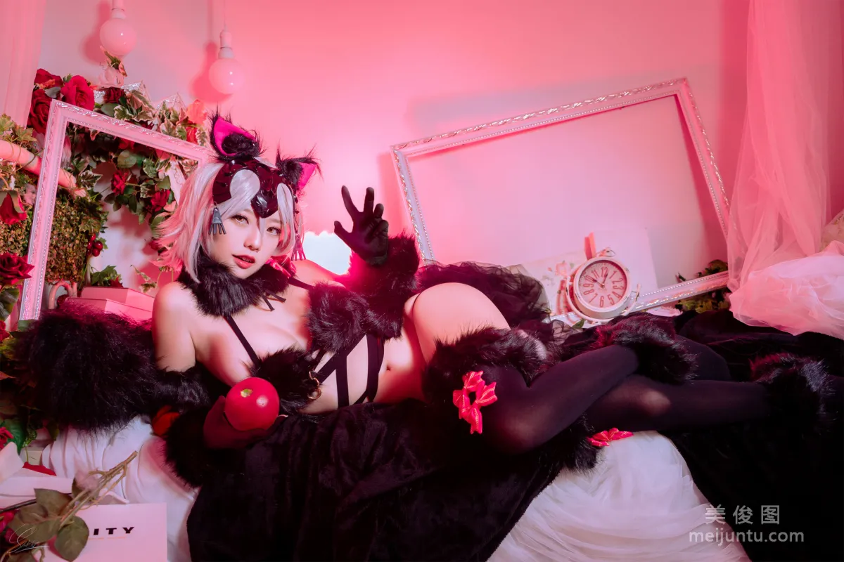 Messie Huang 《Jeanne Alter Wolf》 寫真集 5